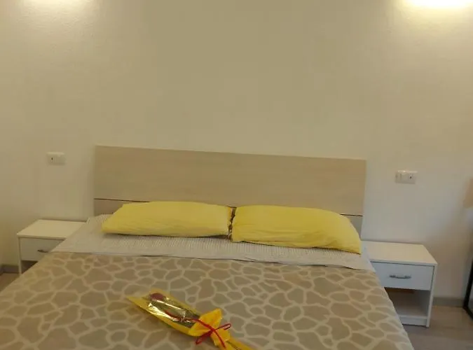 בית הארחה Maison De Marie Donnaz